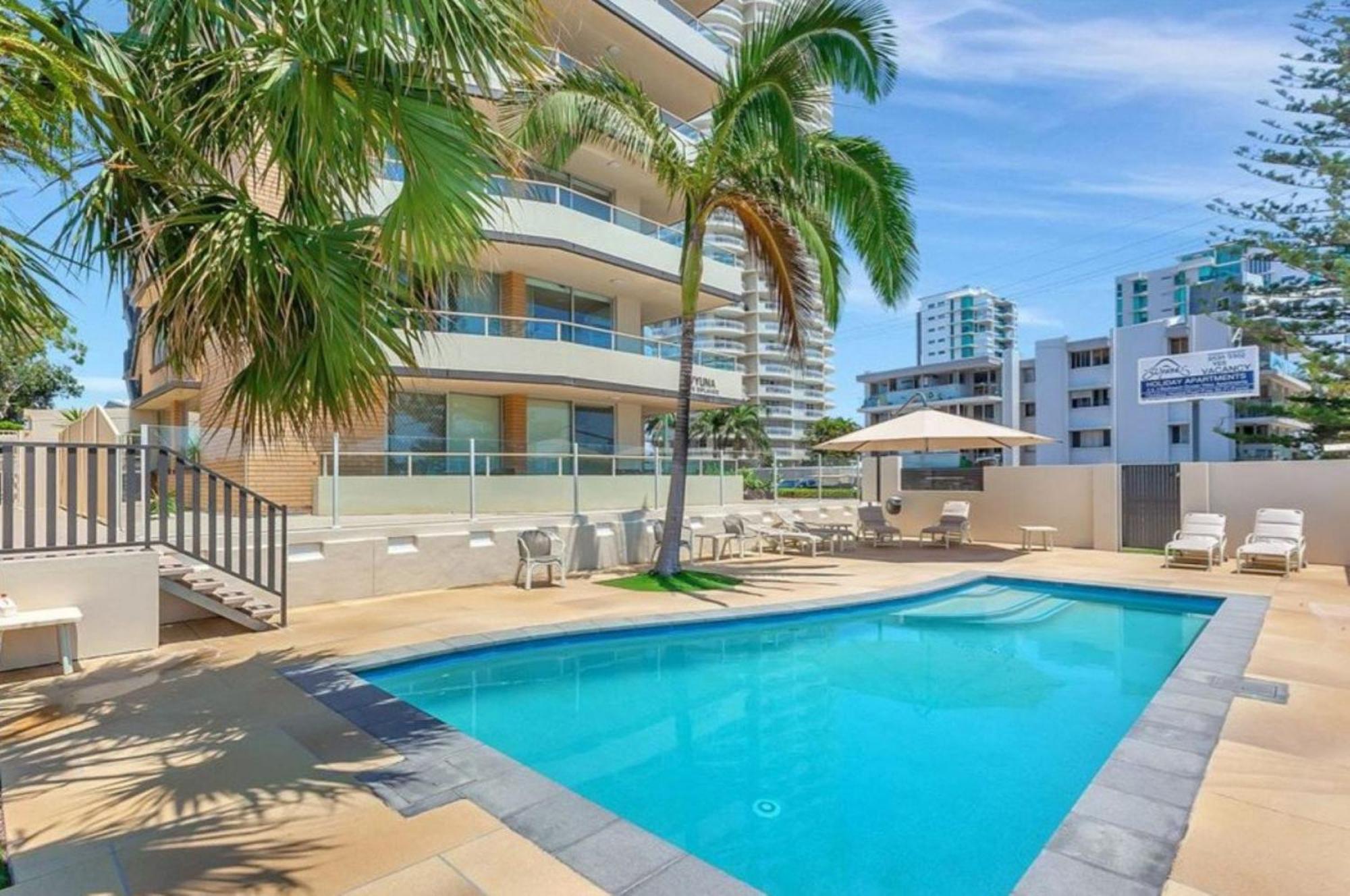 Waterfront At Wyuna * Gold Coast
